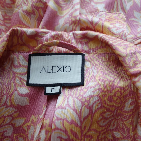 Alexis Pink and Gold Satin Robe - Picture 9 of 10